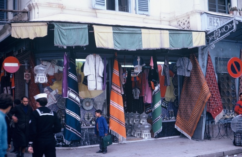 54 Tunis Souk.jpg